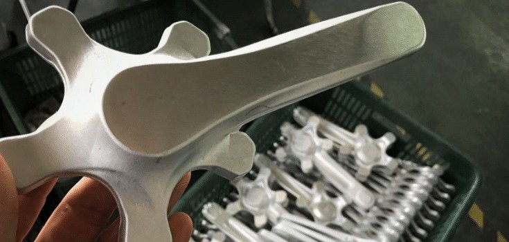 Flashless forging technology